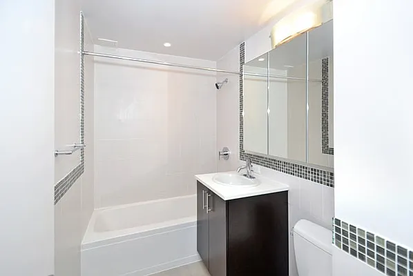 Rented by Waterton Residential New York | media 43