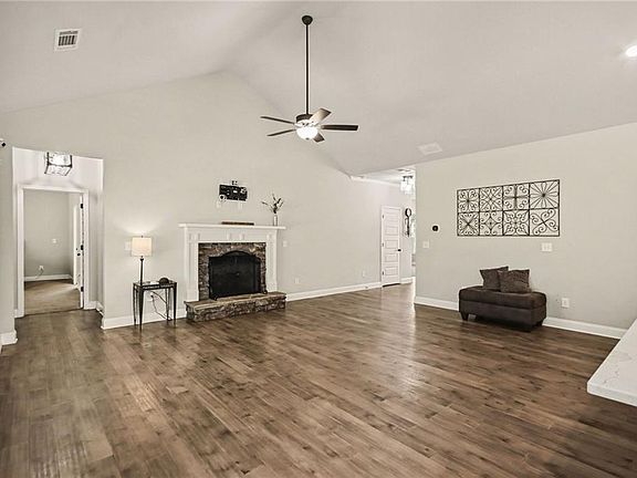 5th image of 8345 Loch Lomand Ln