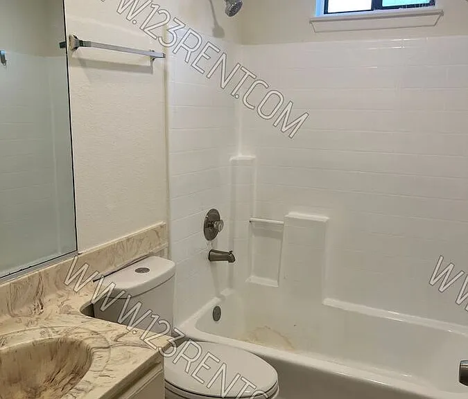 38715 Larkin Ave #1 — Photo 10