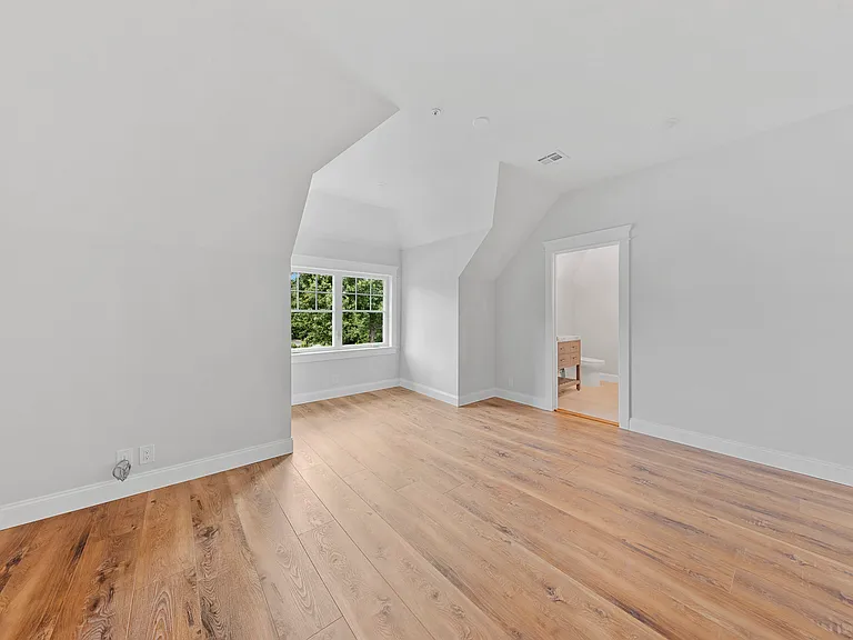 389 Spring Ave #C — Photo 20
