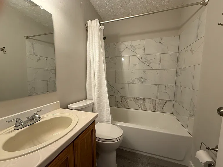 516 Magnolia St — Photo 11