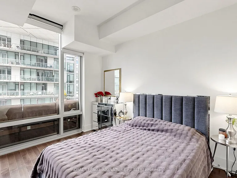 39 Queens Quay E #830 — Photo 20