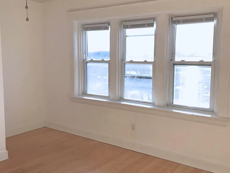 4102 Eastern Ave #4 — Photo 5