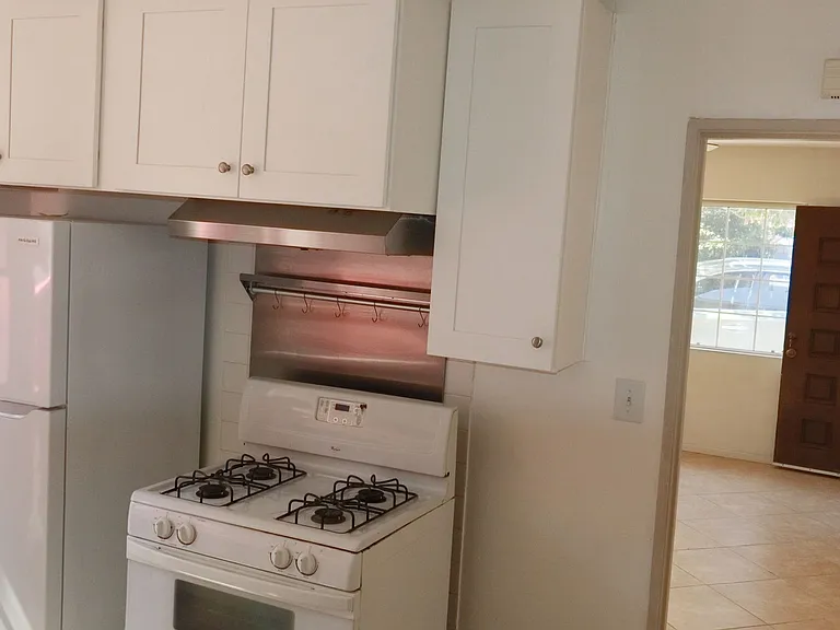 839 Colorado Ave #A — Photo 5