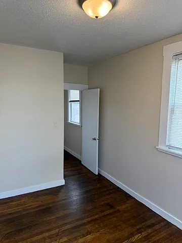 2 bed, 1.0 bath, 800 sqft, $1,500 — Photo 3