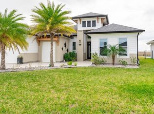 100 Torrey Pines Rd, Laguna Vista, TX 78578