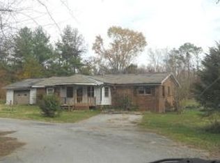 2945 Benton Pike NE, Cleveland, TN 37323