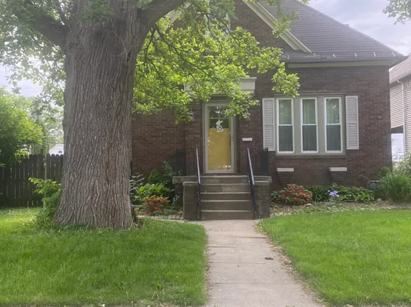 310 S Monroe St, Streator, IL 61364