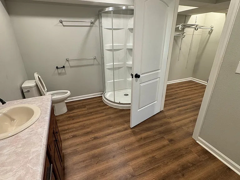 97 Regina Dr — Photo 13