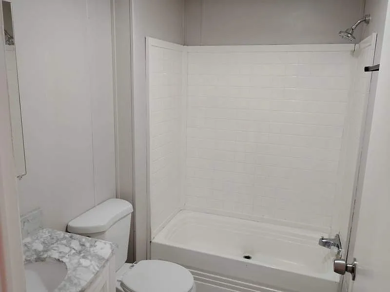 3 bed, 2.0 bath, $1,125 — Photo 4