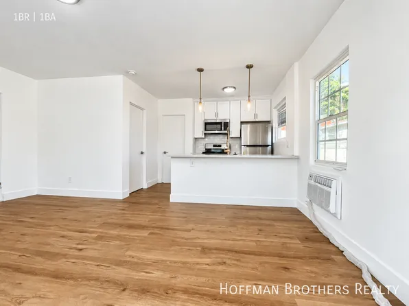 3015 London St #1/4, Los Angeles, CA 90026