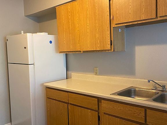 3rd image of 322 Recoleta Rd APT 206