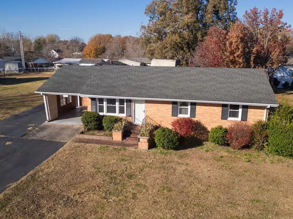 209 E 20th St, Benton, KY 42025