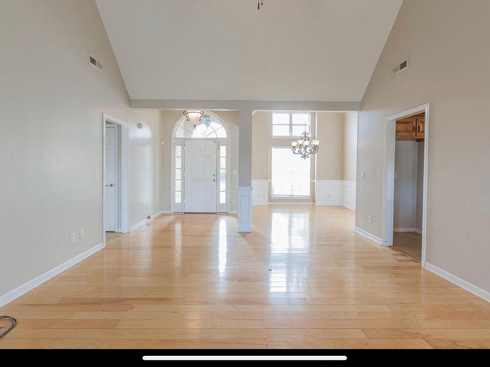 1st image of 7832 Slatermill Dr