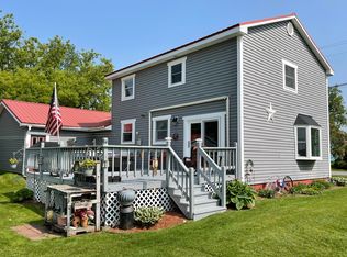 1 Dobson St, Presque Isle, ME 04769