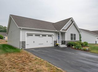 19 Monarch Way, Kingston, NH 03848