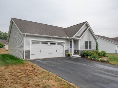 19 Monarch Way, Kingston, NH, 03848