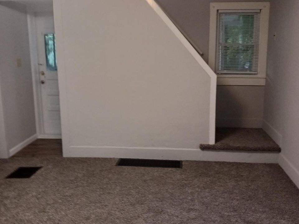 Entrance into Living room
