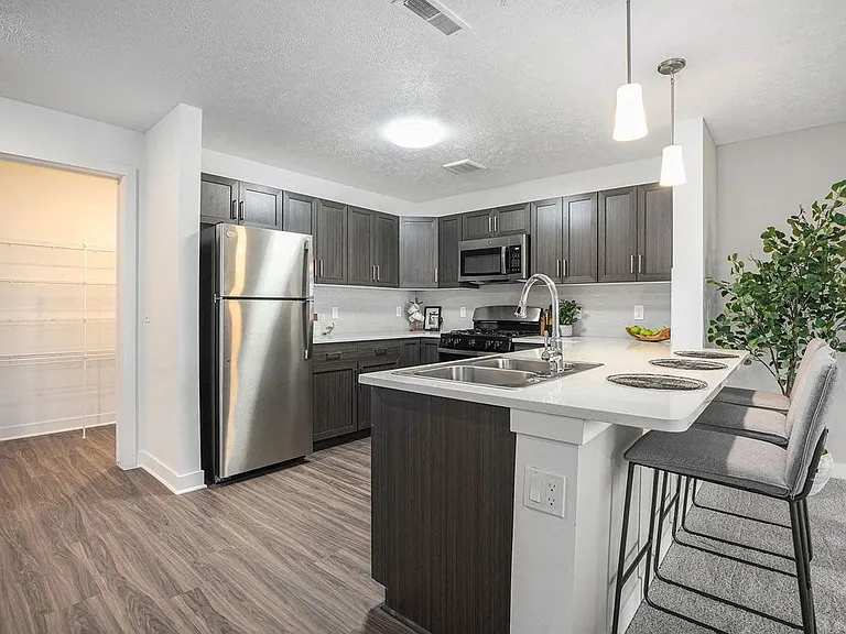 Meadowbrooke Apartment Homes — Photo 174