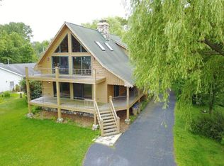 11024 Lakeshore Dr, Pleasant Prairie, WI 53158