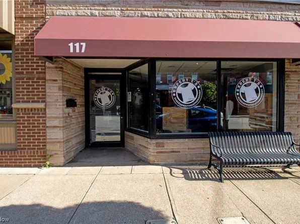 117-123 E Market St, Orrville, OH 44667