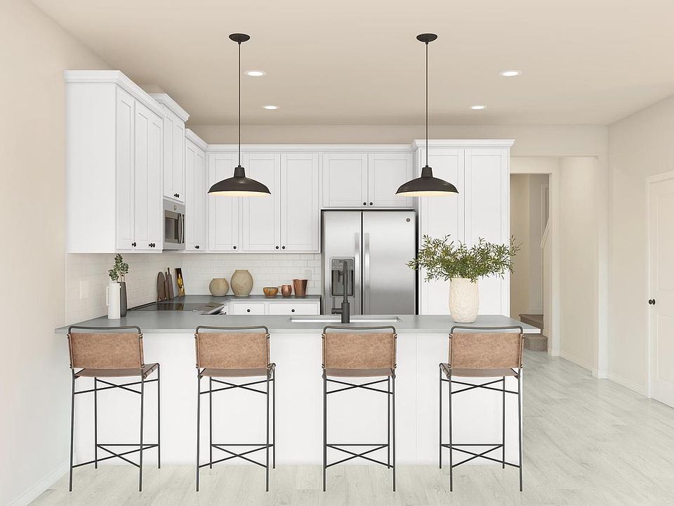 1st image of 220 Clement Loop