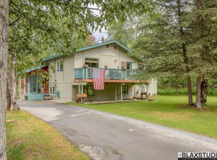 2045 E Grizzly Bear Dr, Wasilla, AK 99654