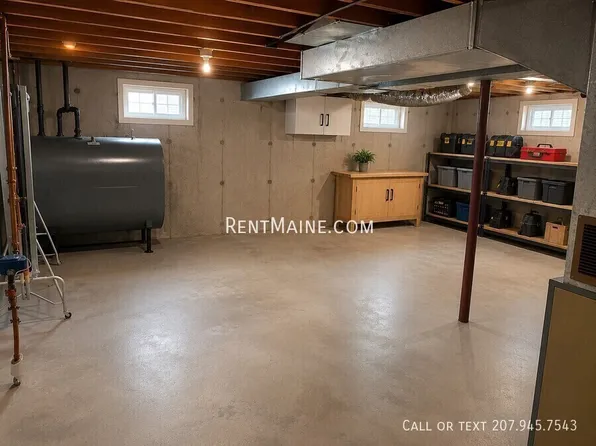 115 Dartmouth St, Bangor, ME 04401