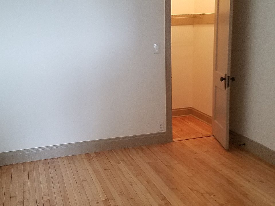 Bedroom and closed