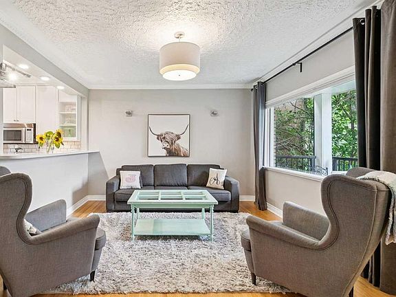 3rd image of 2027 N 4th Ave NW