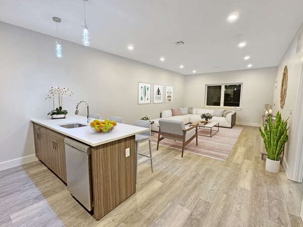 2 Flanders Rd #501