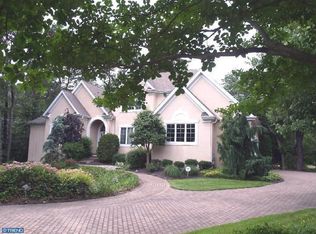 26 Forrest Hills Dr, Voorhees, NJ 08043