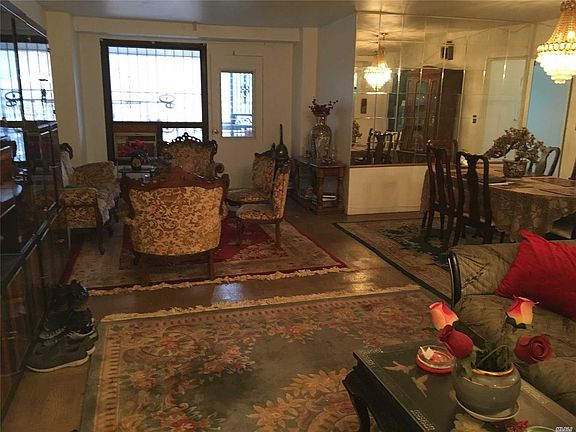 5th image of 6115 98th St APT 9E