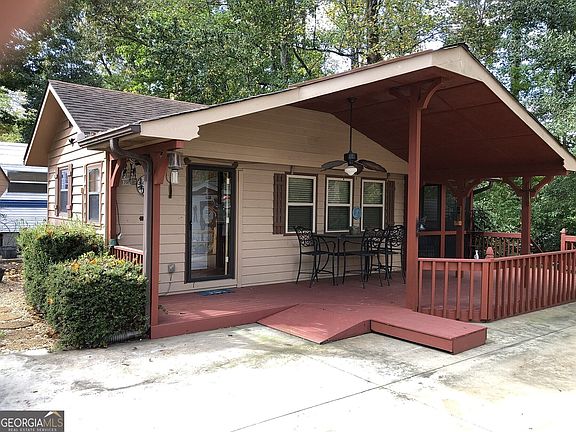 2nd image of 87 Maple Wood Ln