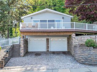 193 Navesink Ave, Highlands, NJ 07732