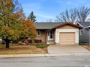 159 McInnis Crescent, Regina, SK S4R 3E9