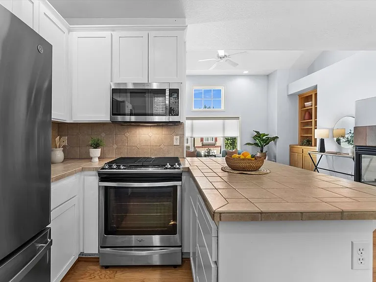 2352 NW Brewer Ln — Photo 16