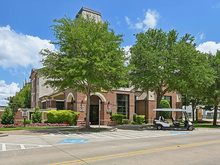 Park Central at Flower Mound — Photo 49