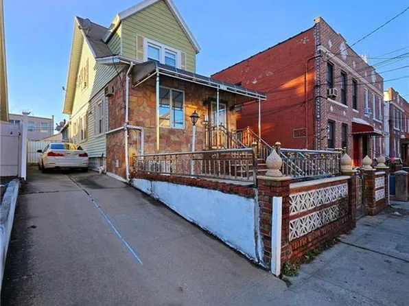 1720 W 12th St, Brooklyn, NY 11223