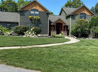 127 Gilbert Rd, Saratoga Springs, NY 12866
