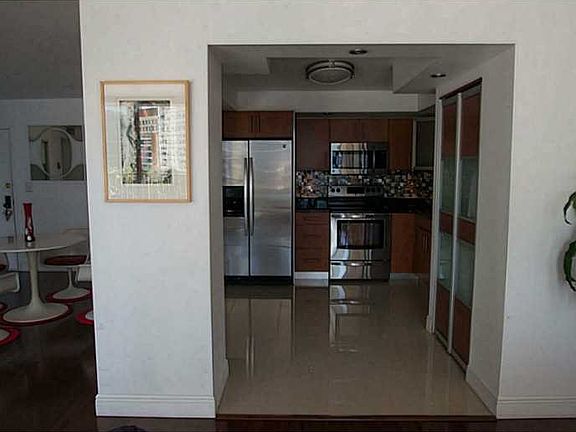 3rd image of 1450 Brickell Bay Dr APT 1415