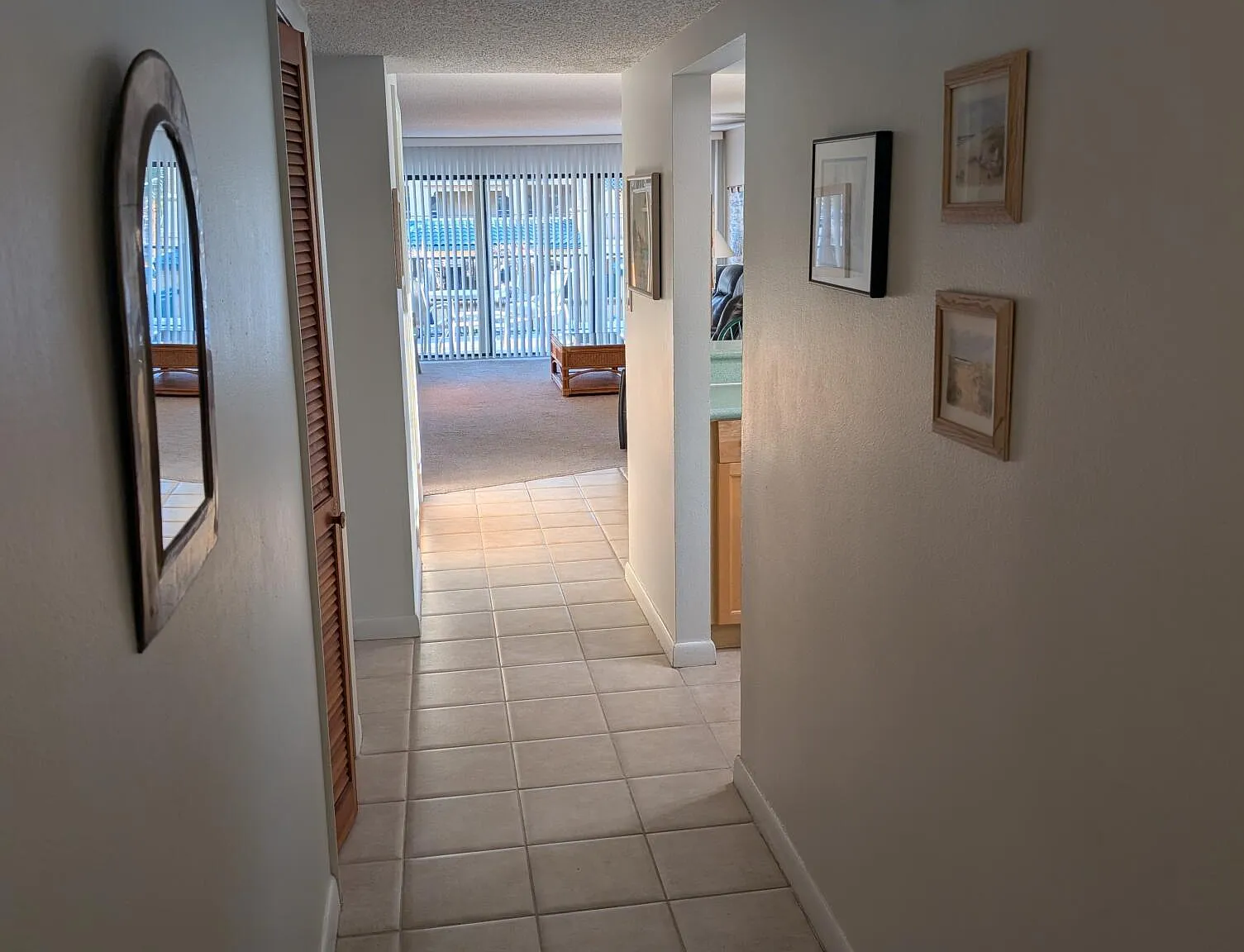 2 bed, 2.0 bath, 1316 sqft, $2,500 — Photo 2