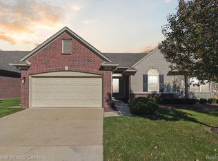 17243 Garland Dr #65, Macomb, MI