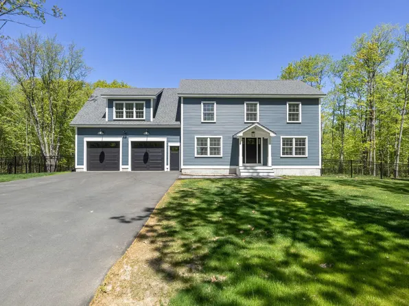 5 Taylor Lane, Kennebunk, ME 04043
