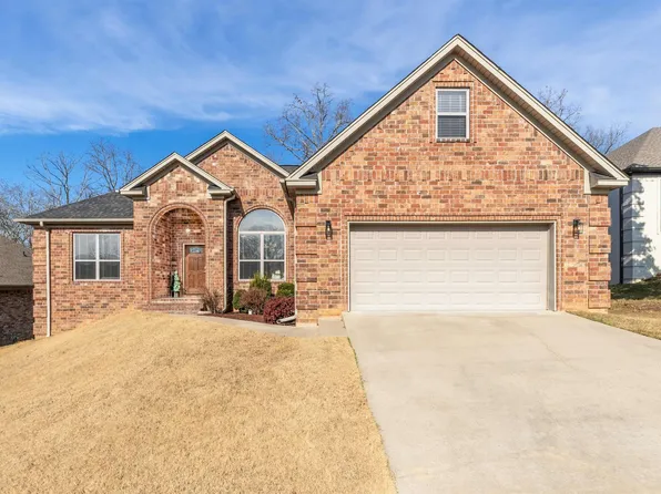 3301 Village East Dr, Sherwood, AR 72120