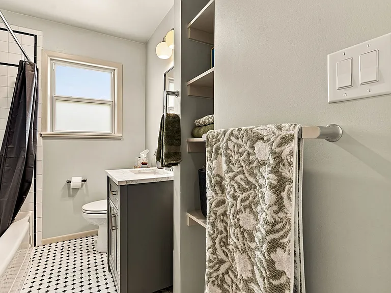 310 Hillcrest Ave — Photo 23