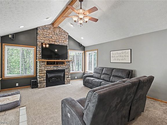 5th image of 1684 Rock Rd
