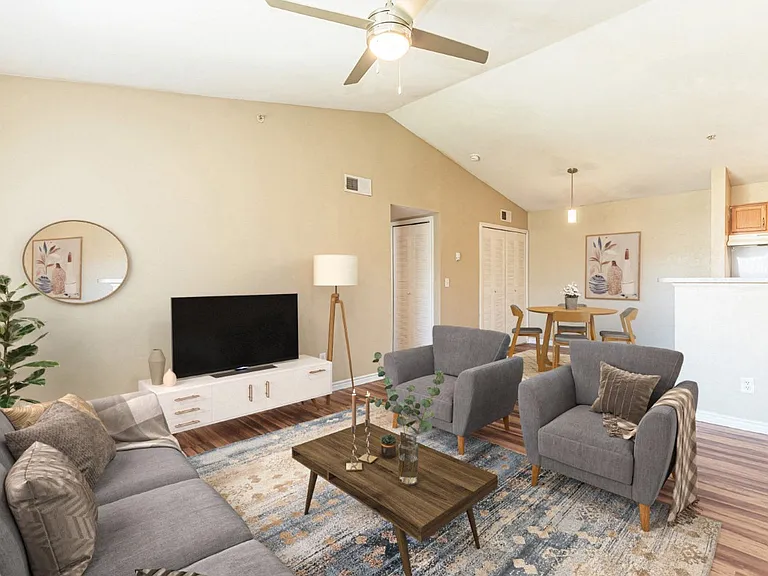 Kinwood Apartments — Photo 27
