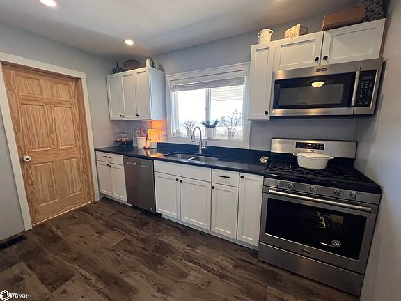 5th image of 12825 Nova Ave