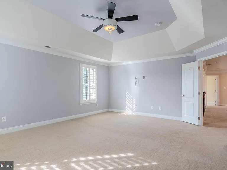 15316 Admiral Baker Cir — Photo 71